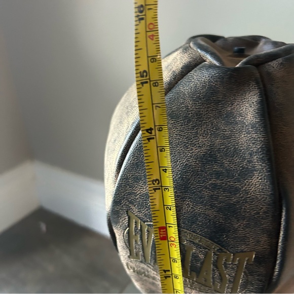 Everlast Restoration Hardware Desktop Speed Bag Genuine Leather With Base! - Picture 9 of 14